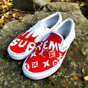 Custom supreme vans